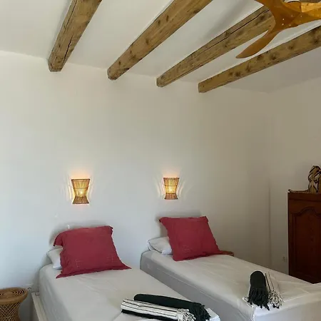 Maison Au Bord De La Egee فيلة *